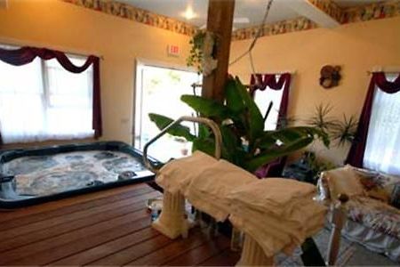 The Lion And The Rose Bed & Breakfast Whitefield Luaran gambar