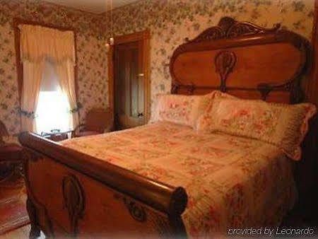 The Lion And The Rose Bed & Breakfast Whitefield Bilik gambar